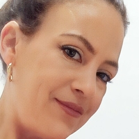 Adriana Thomas Alaston