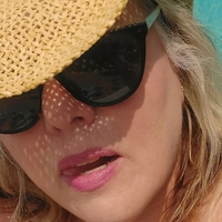 akabarbara Alaston