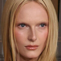 Alex Consani Alaston