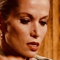 Alexandra Delli Colli Alaston