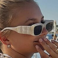 Alinamour Alaston