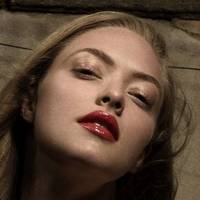 Amanda Seyfried Alaston