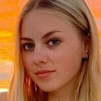Amelie_Ay Alaston