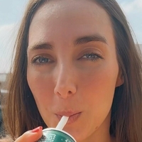Ana Bloom Alaston