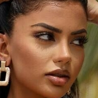 aneeqafarid Alaston