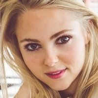 AnnaSophia Robb Alaston