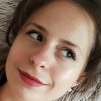 annee_drew Alaston