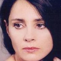 Anouk Grinberg Alaston
