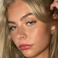 ariah_is_blonde Alaston