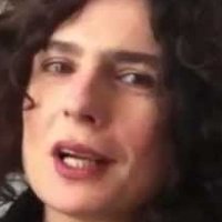 Arsinée Khanjian Alaston
