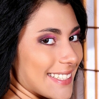 Ava Glam Model Alaston