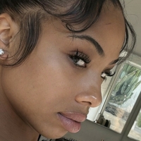 ayisha.mia Alaston