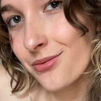 Bea Carlowe Alaston