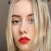 Blondie Claire Alaston