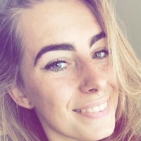 Blondinbelka Alaston