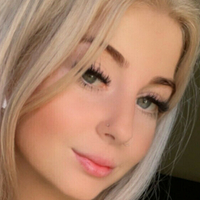 Carly Cakes Alaston