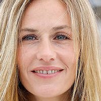 Cécile De France Alaston