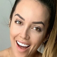 Chelsea Green Alaston