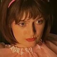 Chloe Troast Alaston