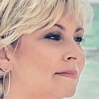 Claudia Jung Alaston