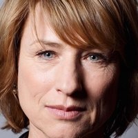 Corinna Harfouch Alaston