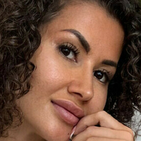 curlyamelia Alaston