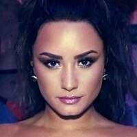 Demi Lovato - Fakes Alaston