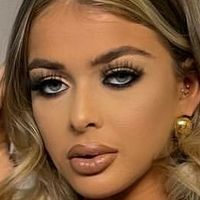 Ella Standring Alaston