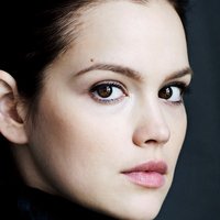 Emilia Schüle Alaston