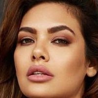 Esha Gupta Alaston