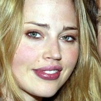 Estella Warren Alaston
