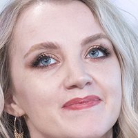 Evanna Lynch Alaston