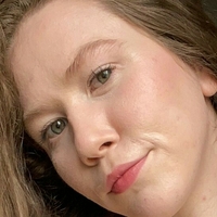 Foxy Rouxie Alaston