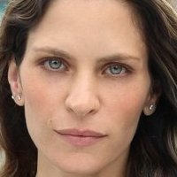 Frankie Rayder Alaston