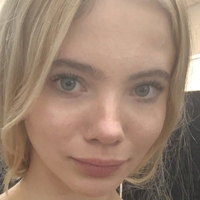 Freya Allan Alaston