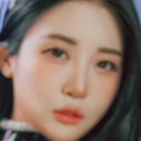 Girlcrush Bomi Alaston