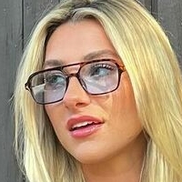 Hannah CookBarstool Alaston