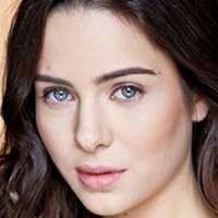 Holly Deveaux Alaston