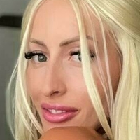 hollyxxxmae Alaston