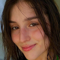 Isis Mesquita Alaston