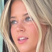 Iza Leslie Alaston