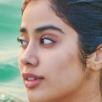 Janhvi Kapoor Alaston