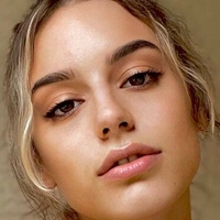 kat Alaston