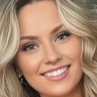 kiaralarakeller Alaston