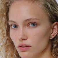 Kim Van der Laan Alaston