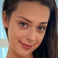 Kinky Chanel Alaston