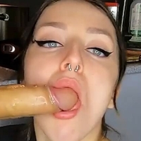 KissAlisse Alaston