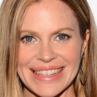 Kristin Bauer van Straten Alaston