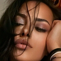 Lariss Romania Alaston