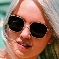 Larissa Zeeuwe Alaston